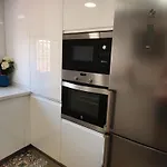דירה Cosy And Modern In *