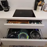 아파트 Cosy And Modern In