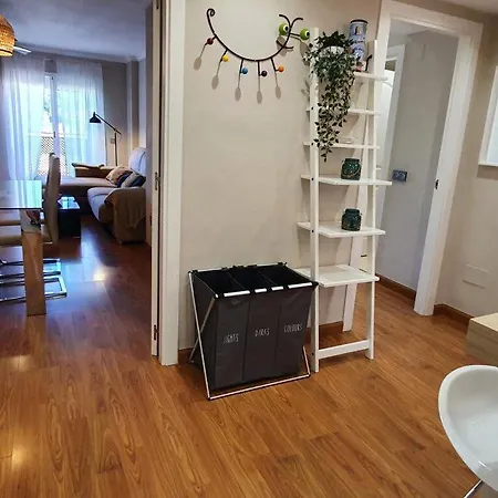 Cosy And Modern In * פואנגירולה