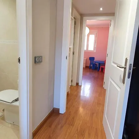 Cosy And Modern In פואנגירולה